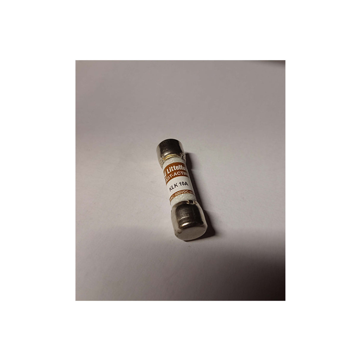FUSIBLE SUPLEMENTARIO 10A/600VCA. 13/32" X 1 1/2" ACCION RAPIDA *** OFRECER KTK-10 ***