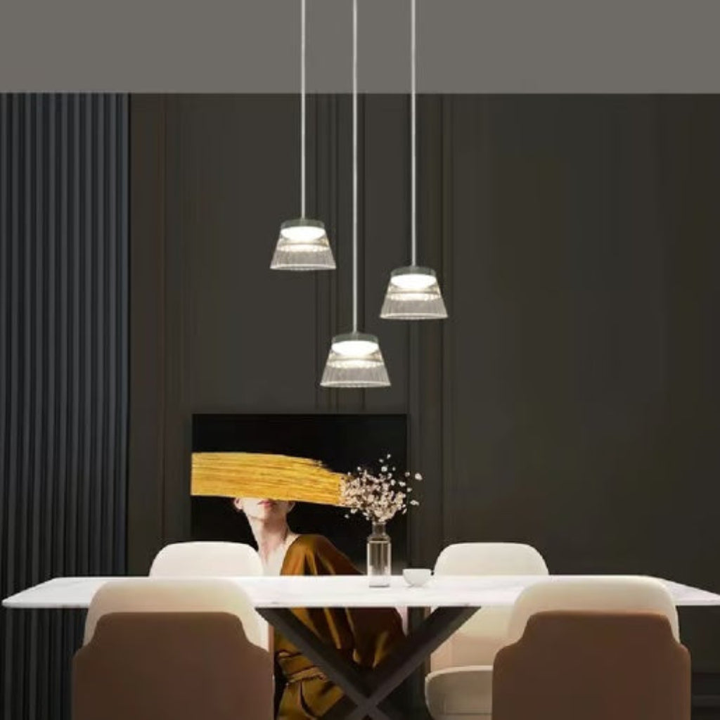 LAMPARA COLGANTE LED DE ACRILICO 1.50 M DE ALTURA 15.5 W LUZ CALIDA BRILLANTE 3 PANTALLAS NO ATENUABLE