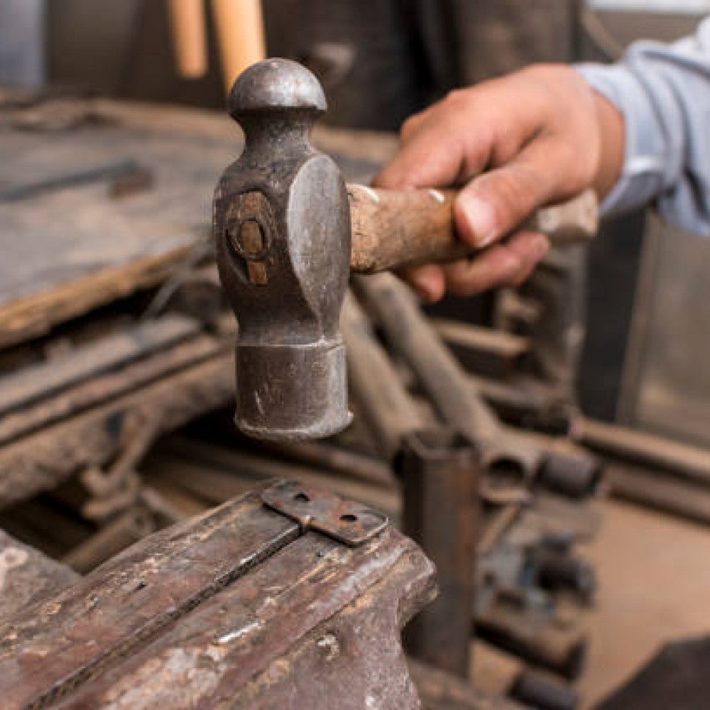 MARTILLO DE BOLA 32 OZ MCA TRUPER