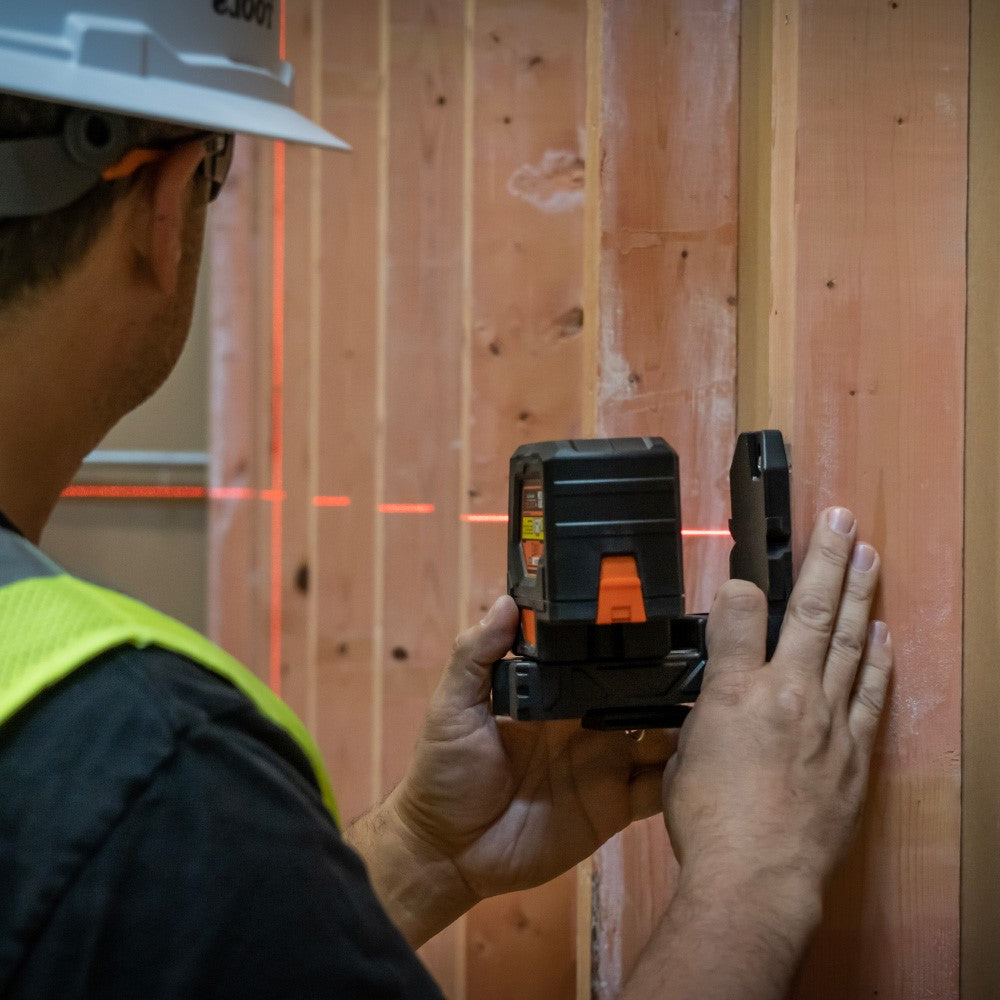 NIVEL LASER ROJO CON ALCANCE DE 10MT DE PILAS TRUPER