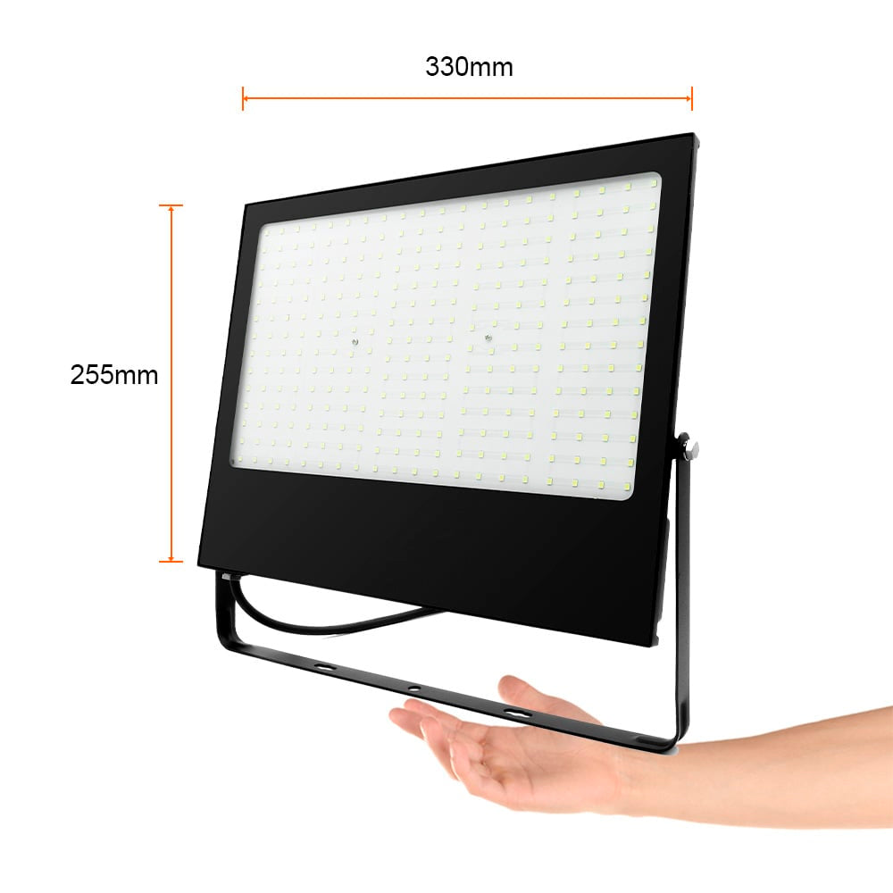 REFLECTOR EXT LED 200W 100-240V 18000LM 6500K NGR REFLECTOR EXT LED 200W 100-240V 18000LM 6500K NGR ***HAE2025***