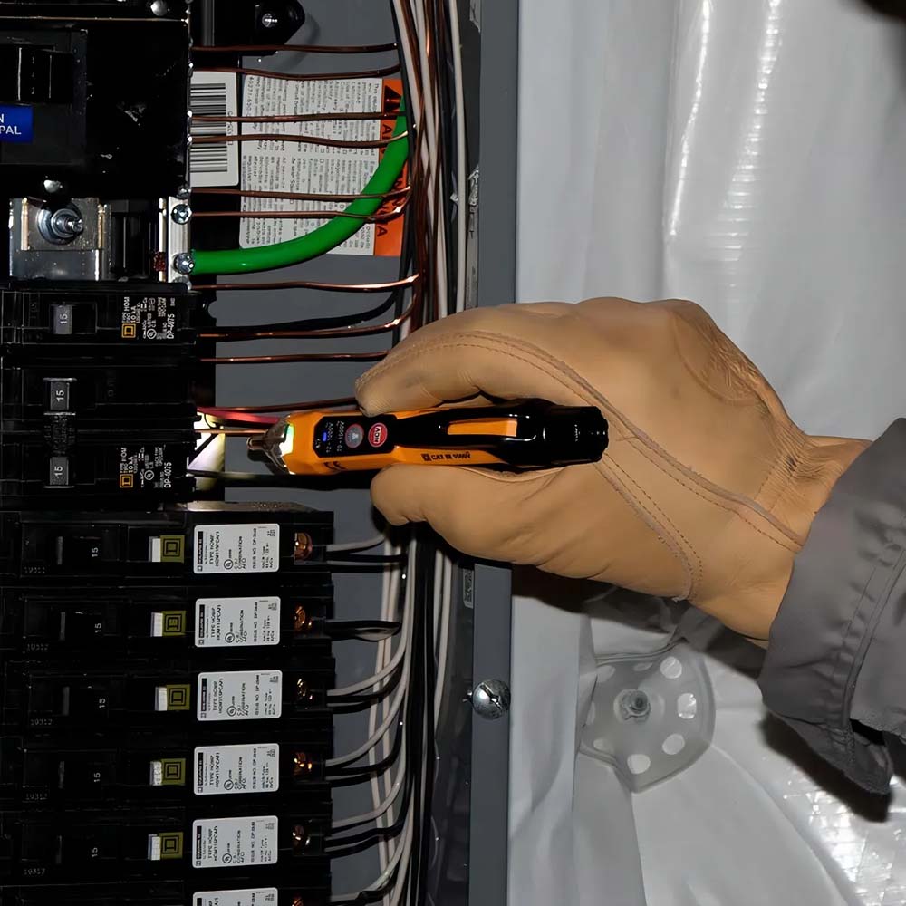 KIT DE PROBADORES VOLTAJE Y TOMACORRIENTE ET45 - NCVT3 - RT250 KLEIN TOOLS***HAE2025***