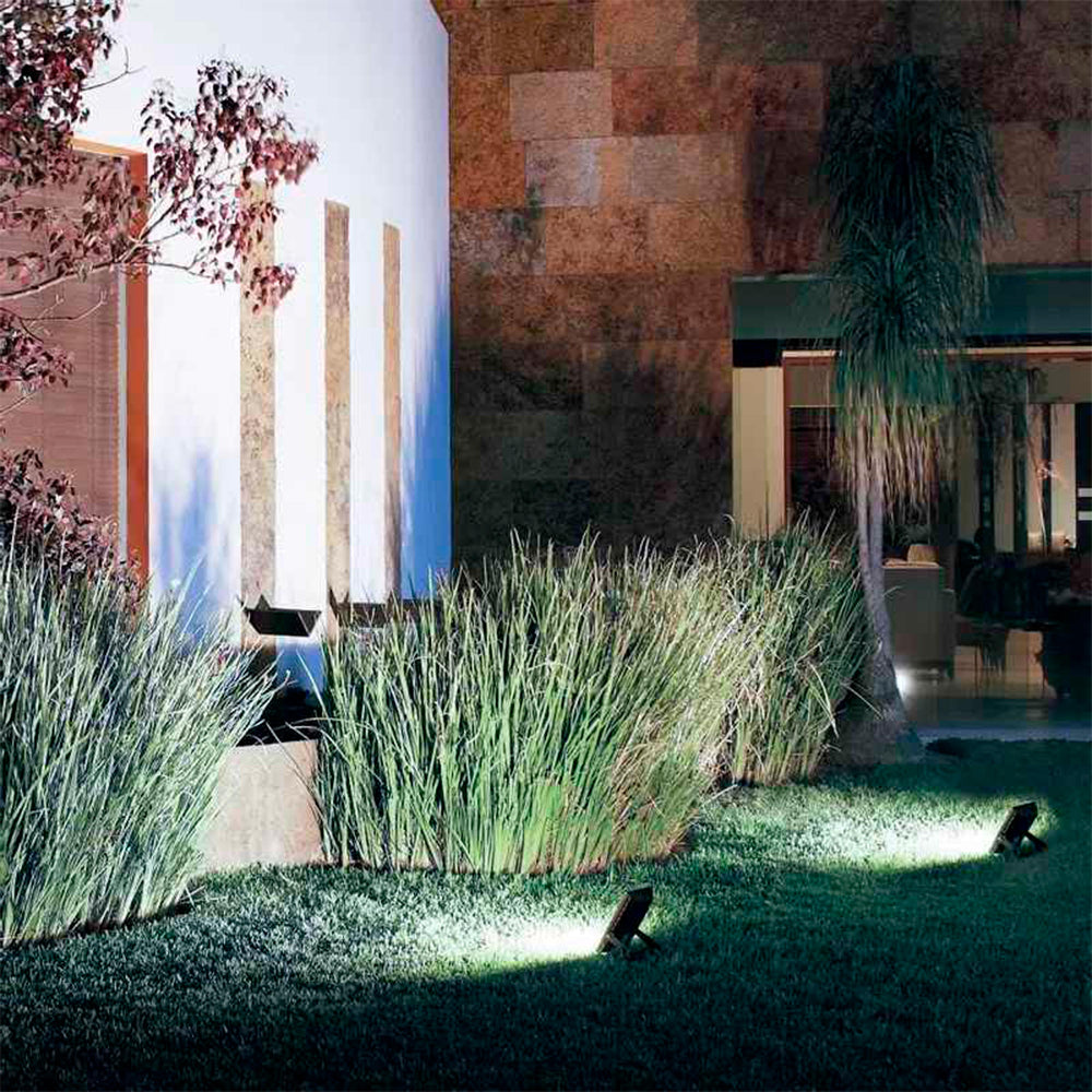 REFLECTOR EXT. LED 300W/100-277V. 6500K ALUM. NEGRO ZIBAL VIII*** HAE ***