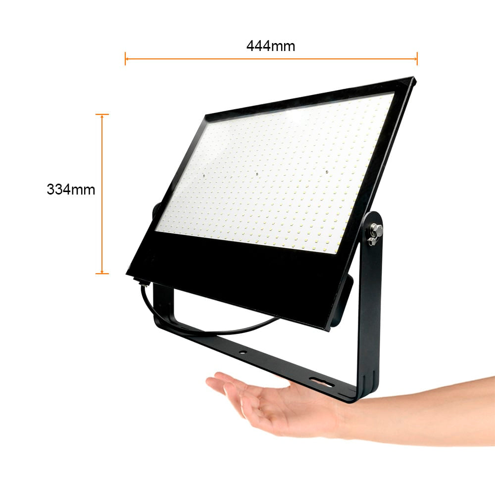 LUMINARIO EXT LED 300W 100-240V 34000LM 3000K NGR***HAE2025***