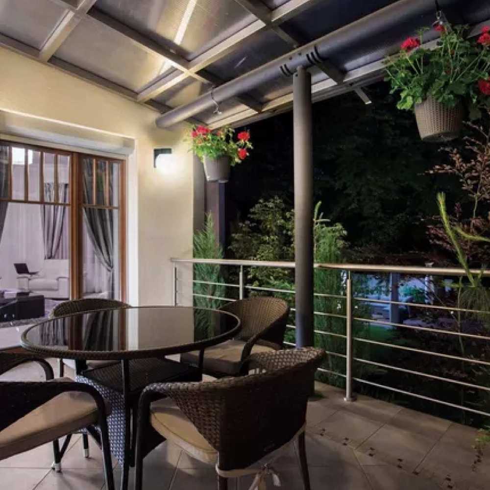 ARBOTANTE LED TIPO GLOBO 8W/120V. PANTALLA DE CRISTAL 3000K LUZ CALIDA ARB-001L 46344 TRUPER *** EXHIBIDO ***