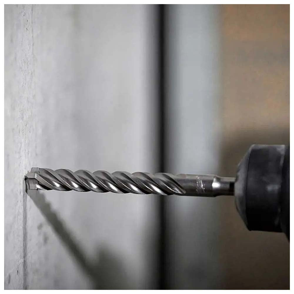 BROCA PARA CONCRETO Y ACERO (SOLO VARILLA) CON PUNTA DE CARBURO 4 CUCHILLAS 1/6" X 6" MILWAUKEE