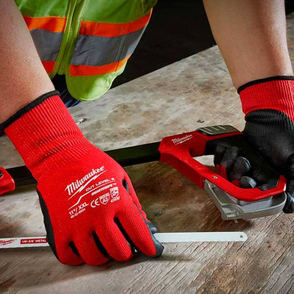 GUANTES DE NITRILO ANTICORTE NIVEL 1 TALLA "M" MILWAUKEE *** OFRECER ME900106795 DE 3M ***