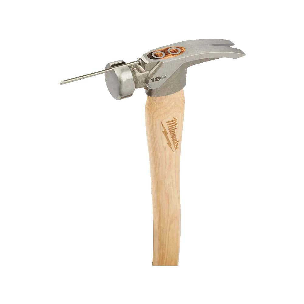 MARTILLO DE CARPINTERO DE CARA LISA 19OZ MILWAUKEE