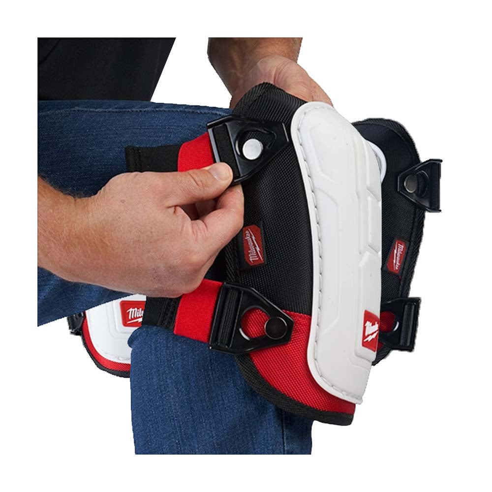 RODILLERA DE ALTO RENDIMIENTO ANTIARAÑAZOS GEL Y CUBIERTA DURA DOS HEBILLAS AJUSTABLES SEGURAS MILWAUKEE