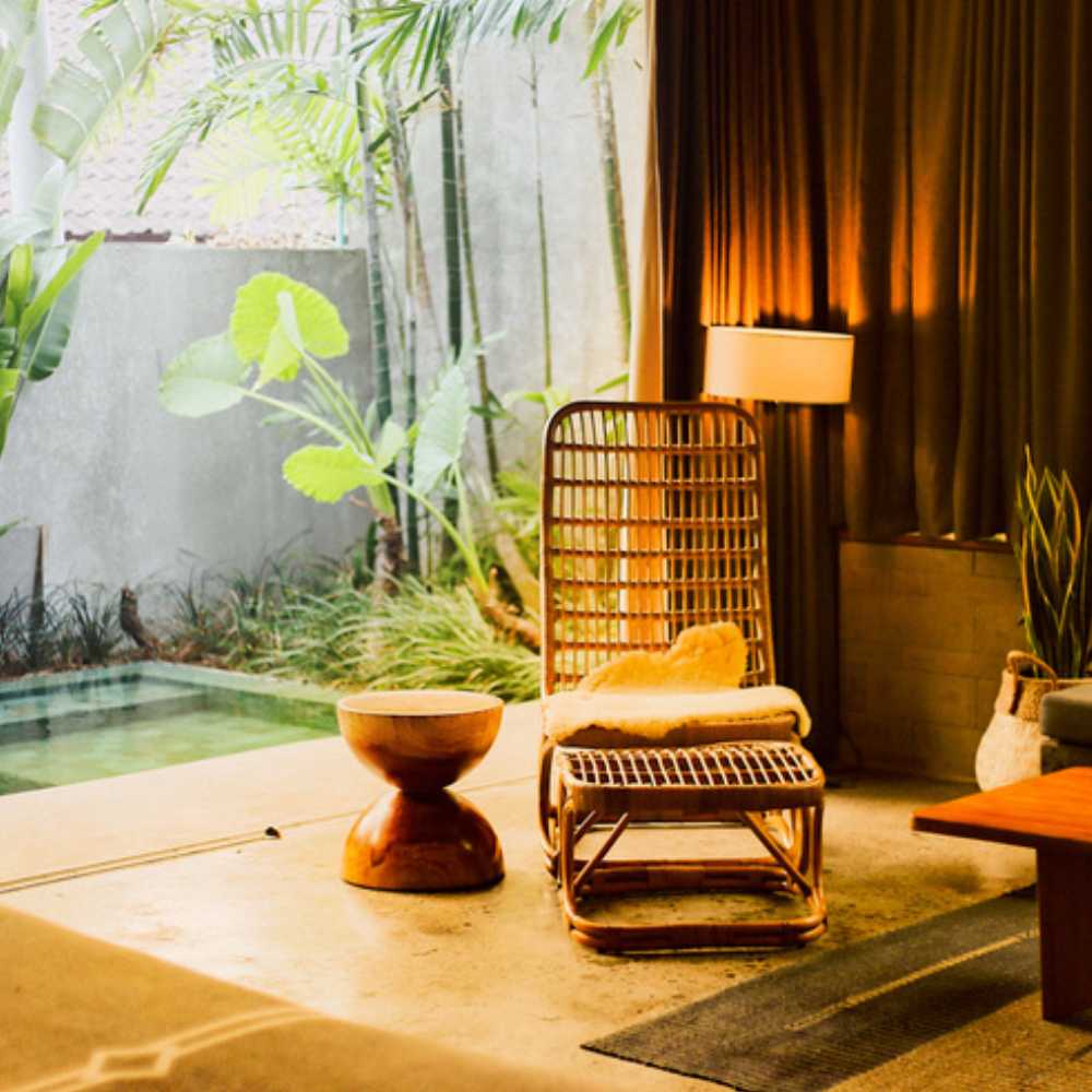 PAQUETE DE DOS FOCOS LED TECNOLITE REPELENTE DE INSECTOS 5W LUZ SUAVE CÁLIDA BASE E27