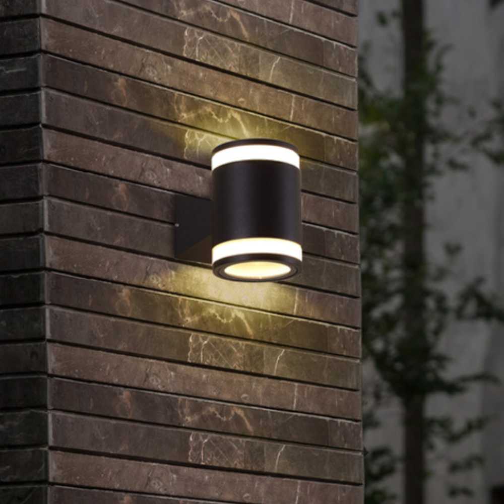 LUMINARIO LED SOBREP. MURO 6W/100-240V. 3000K LUZ SUAVE CALIDA ALUMINIO NEGRO VERITATE II