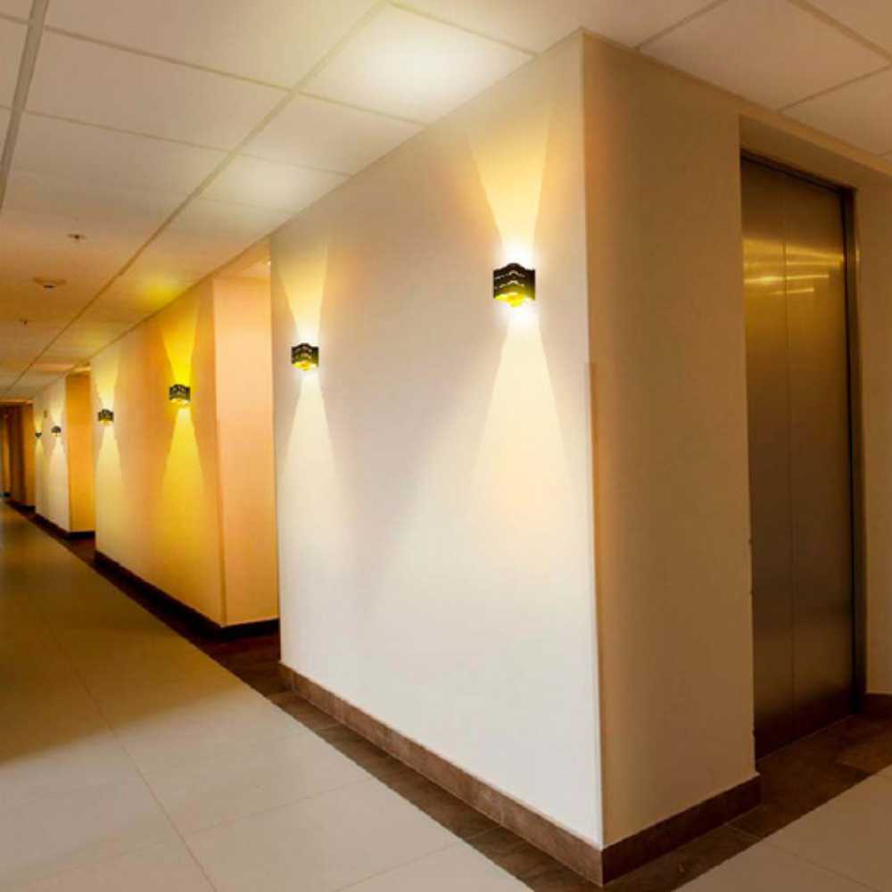 INT LED 5.8W100-240V145LM3000K NEGRO GIENNAH TECNOLITE