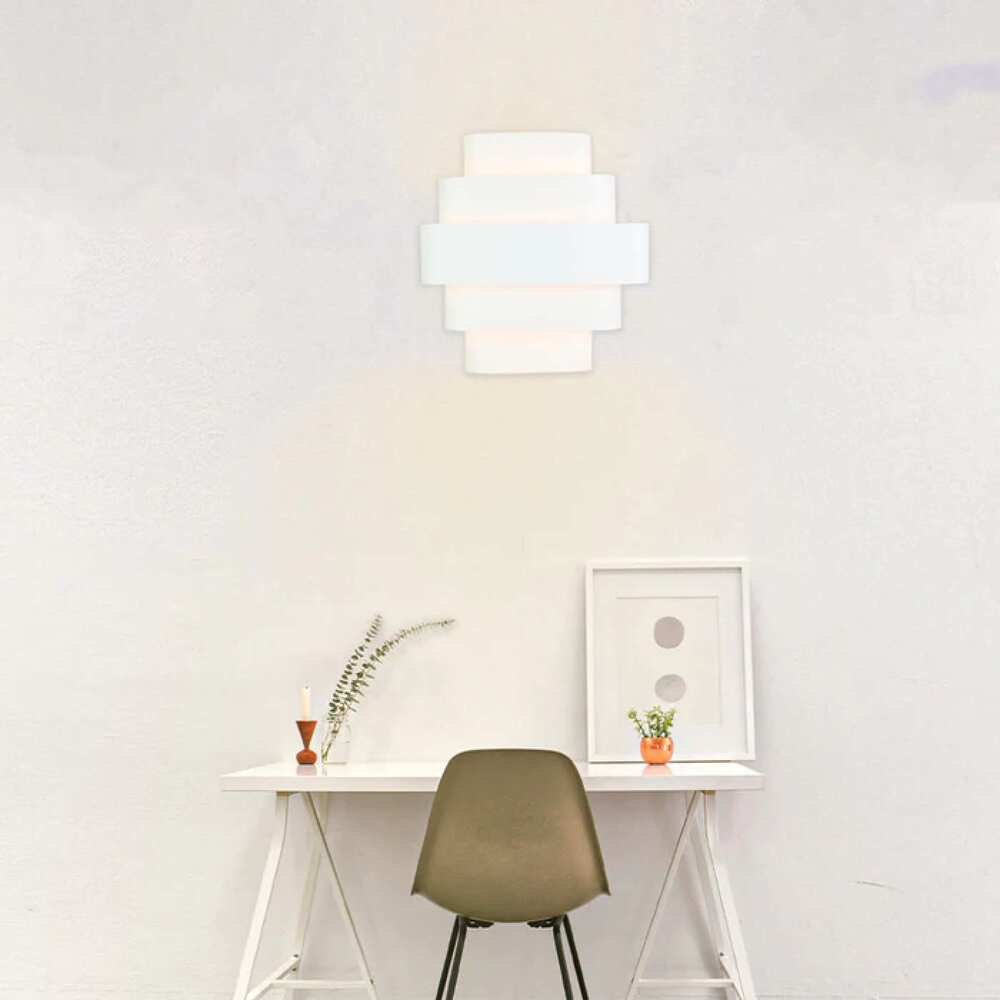 LAMPARA DE PARED IRENKA *** HAE ***