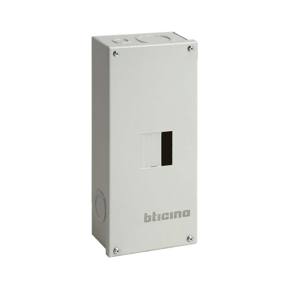 CENTRO CARGA 3X70A. 120/240V. 3F-4H 10KA EMPOTRAR BTL743E