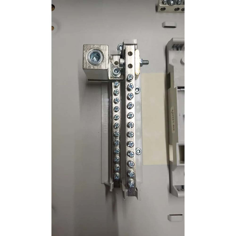 CAJA E INTERIOR P/CENTRO DE CARGA 30P ZAP. PRINC. 125A 240/120V 1F-3H 10KA ENCHUFABLE