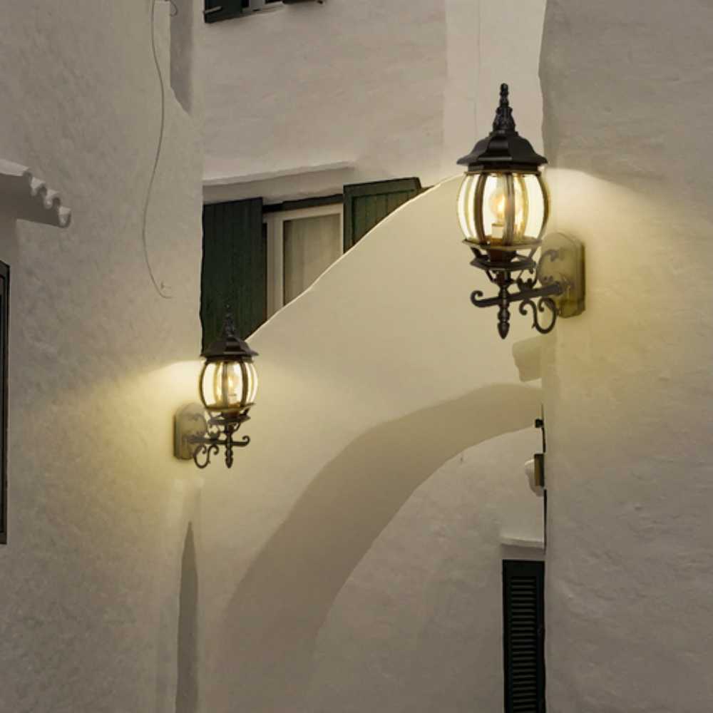 FAROL DE EXTERIOR SIENA TECNOLITE PARA SOBREPONER 26W BASE E27 NEGRO