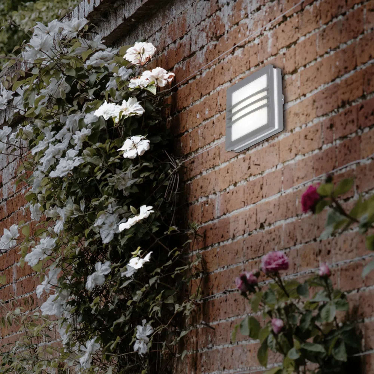 LÁMPARA DE EXTERIOR LED TARENTO TECNOLITE PARA SOBREPONER 3W LUZ BLANCA NEUTRA BASE GX53 ***TECNOLITE HAE***