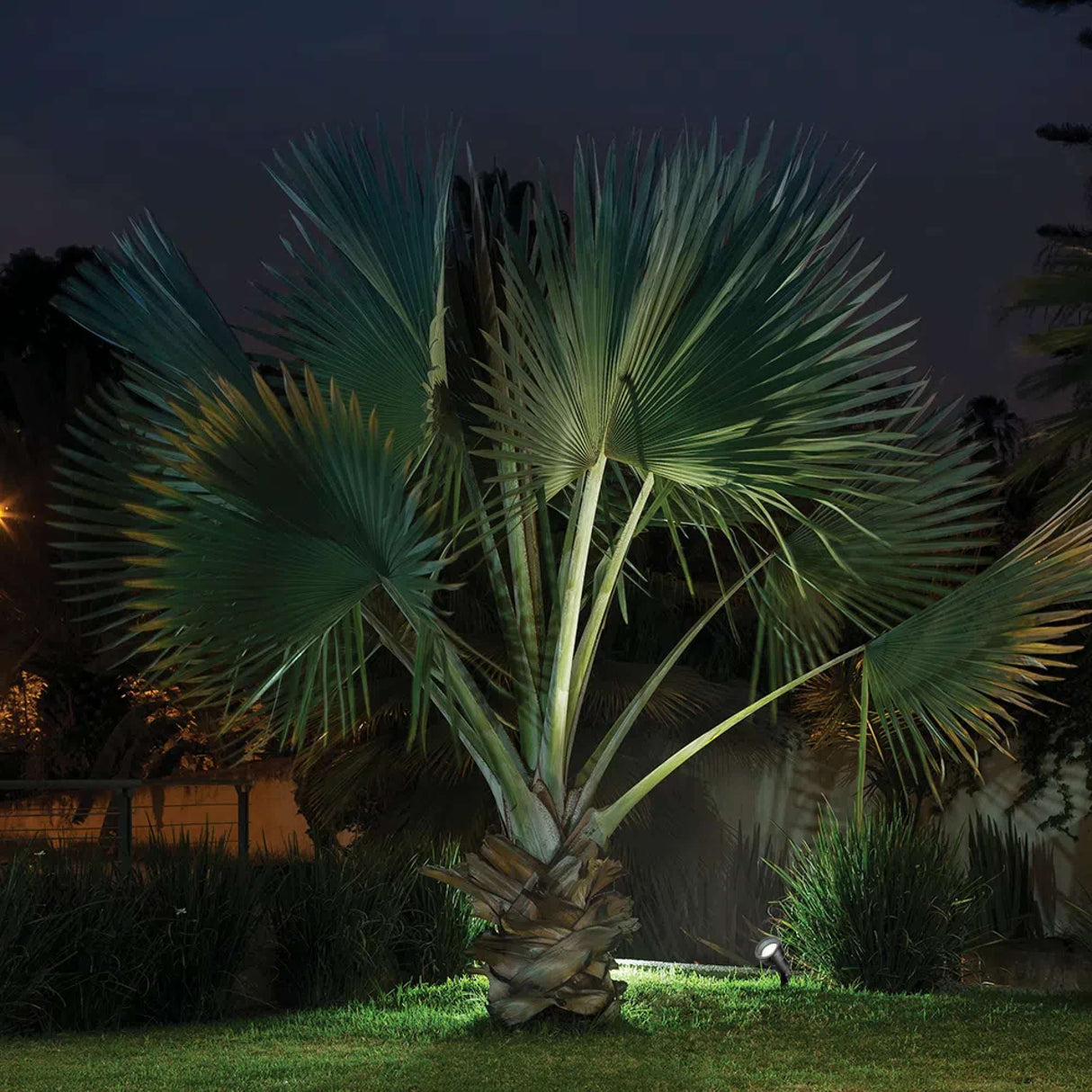 LÁMPARA DE EXTERIOR BILAR TECNOLITE ESTACA BASE E27