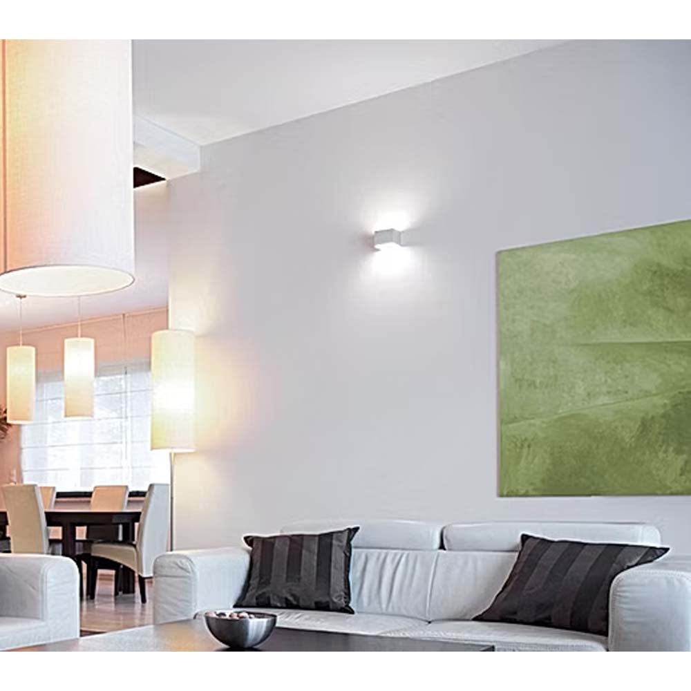 LUMINARIO LED SOBREPONER MURO APLIQUE CUBO A10 6.5W/100-240V. NEGRO 3000K LUZ CALIDA ELECTROMAG