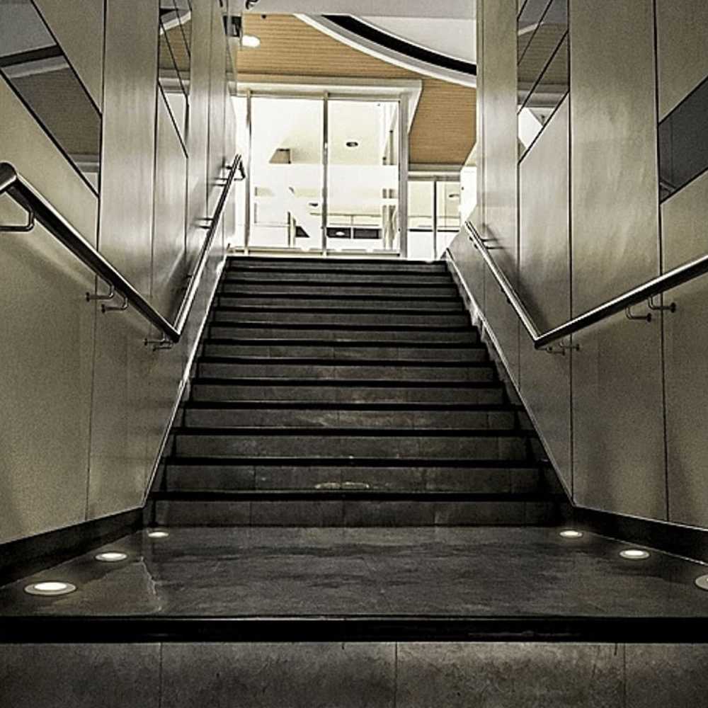 LUMINARIO LED EMPOTRAR PISO EP 60 1W/100-240V. 18 2700K. LUZ CALIDA ELECTROMAG