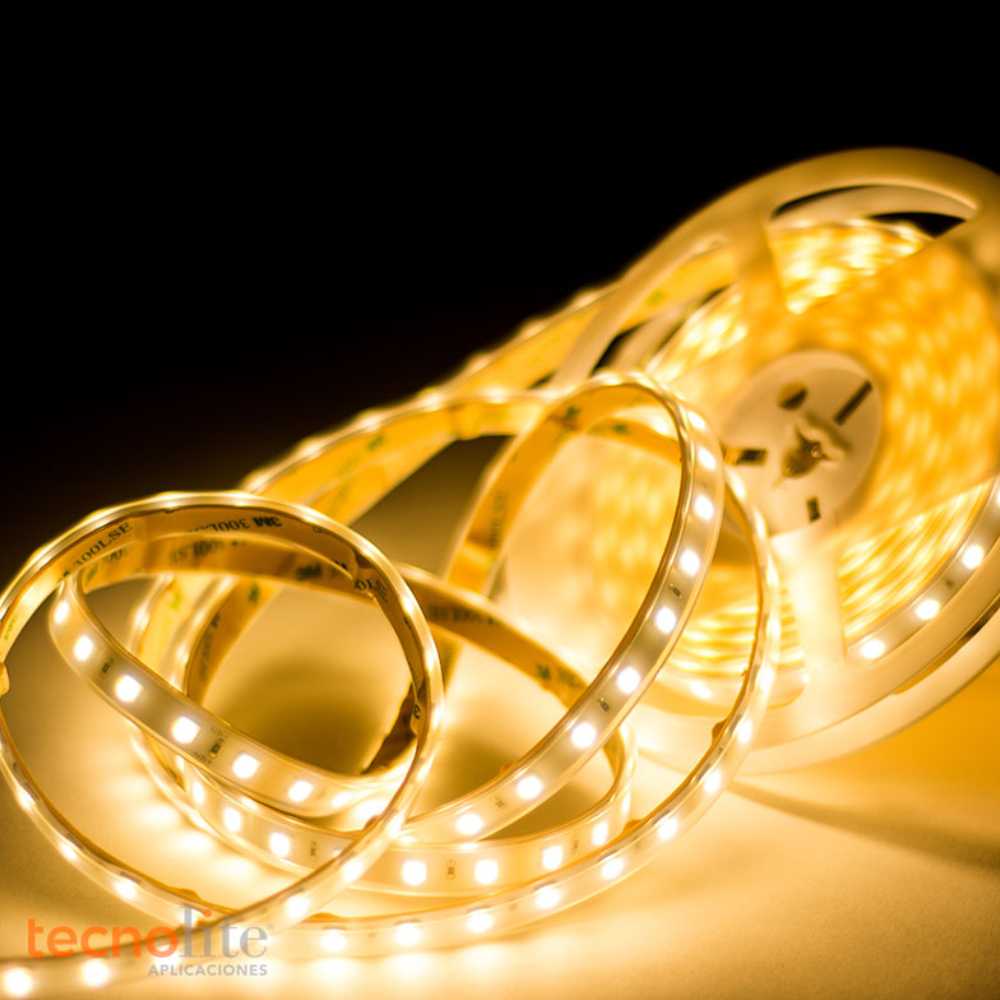 TIRA FLEXIBLE LEDS C/RECUBRIMIENTO SILICON 5M. 127V. IP45 BLANCO CALIDO MLED-60-IP45-127V-CD/BC