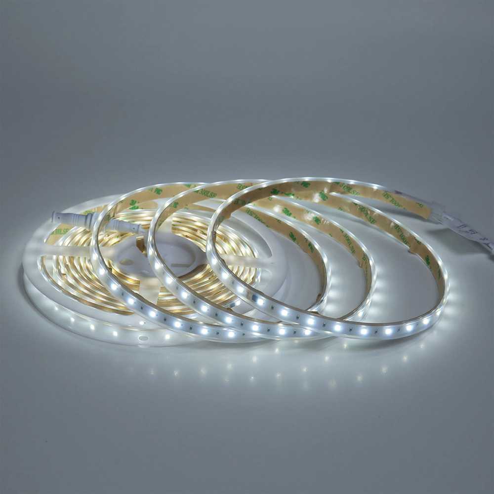 TIRA FLEXIBLE LEDS C/RECUBRIMIENTO SILICON 5M. 127V. IP45 LUZ DE DIA MLED-60-IP45-127V-CD/LD