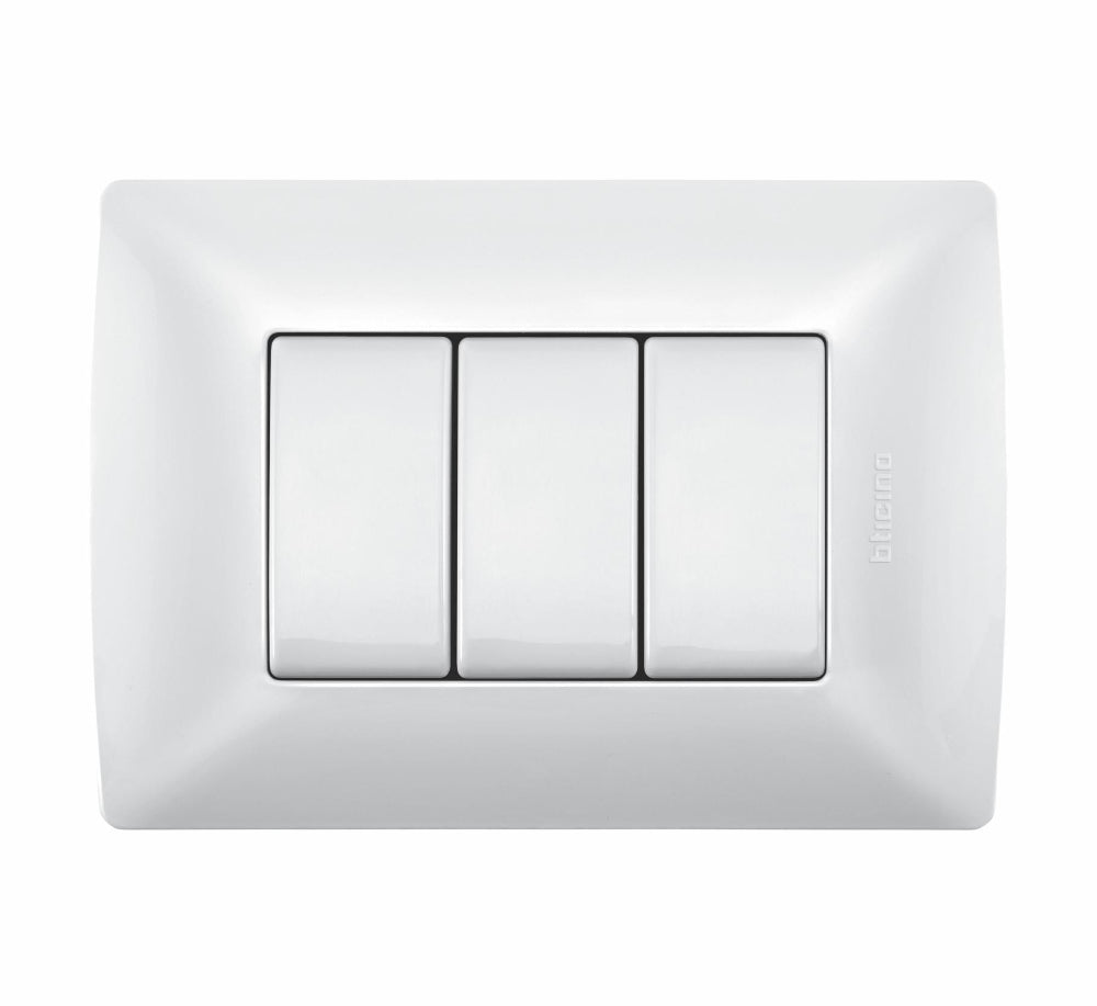 PLACA DE RESINA BTICINO CON CHASIS BLANCO MÉRIDA 3 MÓDULOS QZ4803M3BN