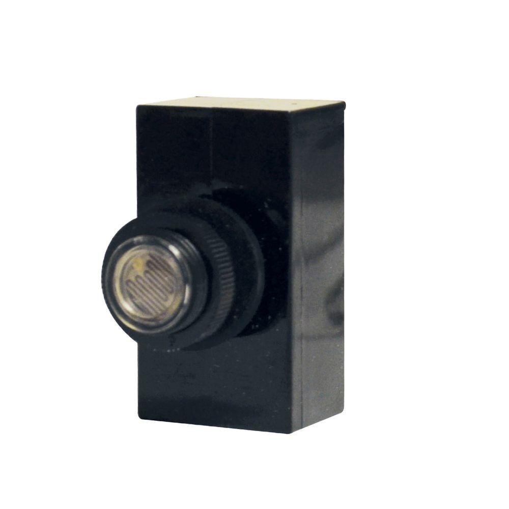 FOTOCONTROL MONTAJE DIRECTO 220V. 1500W. 1P.1T CAT.3002