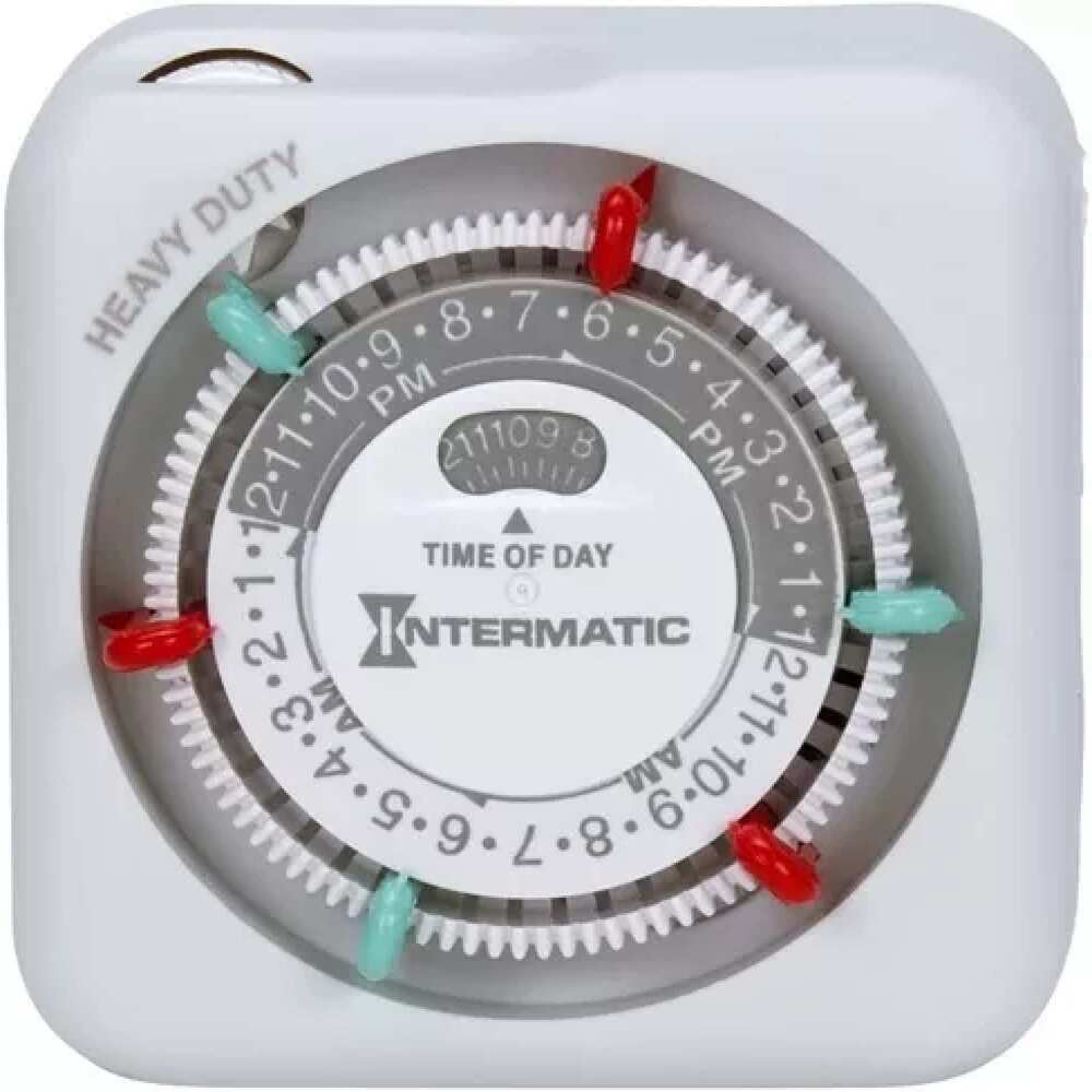 TEMPORIZADOR ENCHUFABLE MECANICO 24HRS. ALTO RENDIMIENTO PARA INTERIOR INTERMATIC