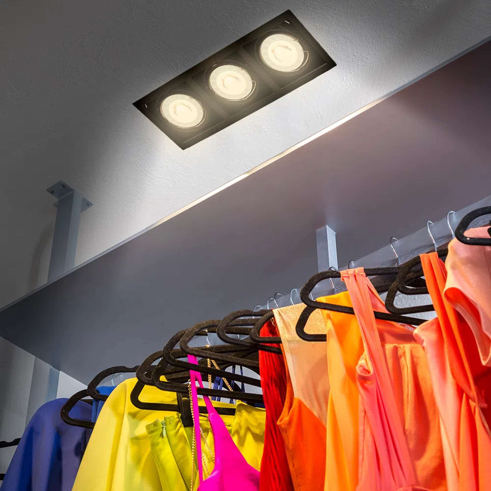 LAMPARA EMPOTRABLE DOWNLIGHT DIRIGIBLE POTENCIA MAX. 150 W 3 BASES G53 FOCOS AR111 NO INCLUIDOS