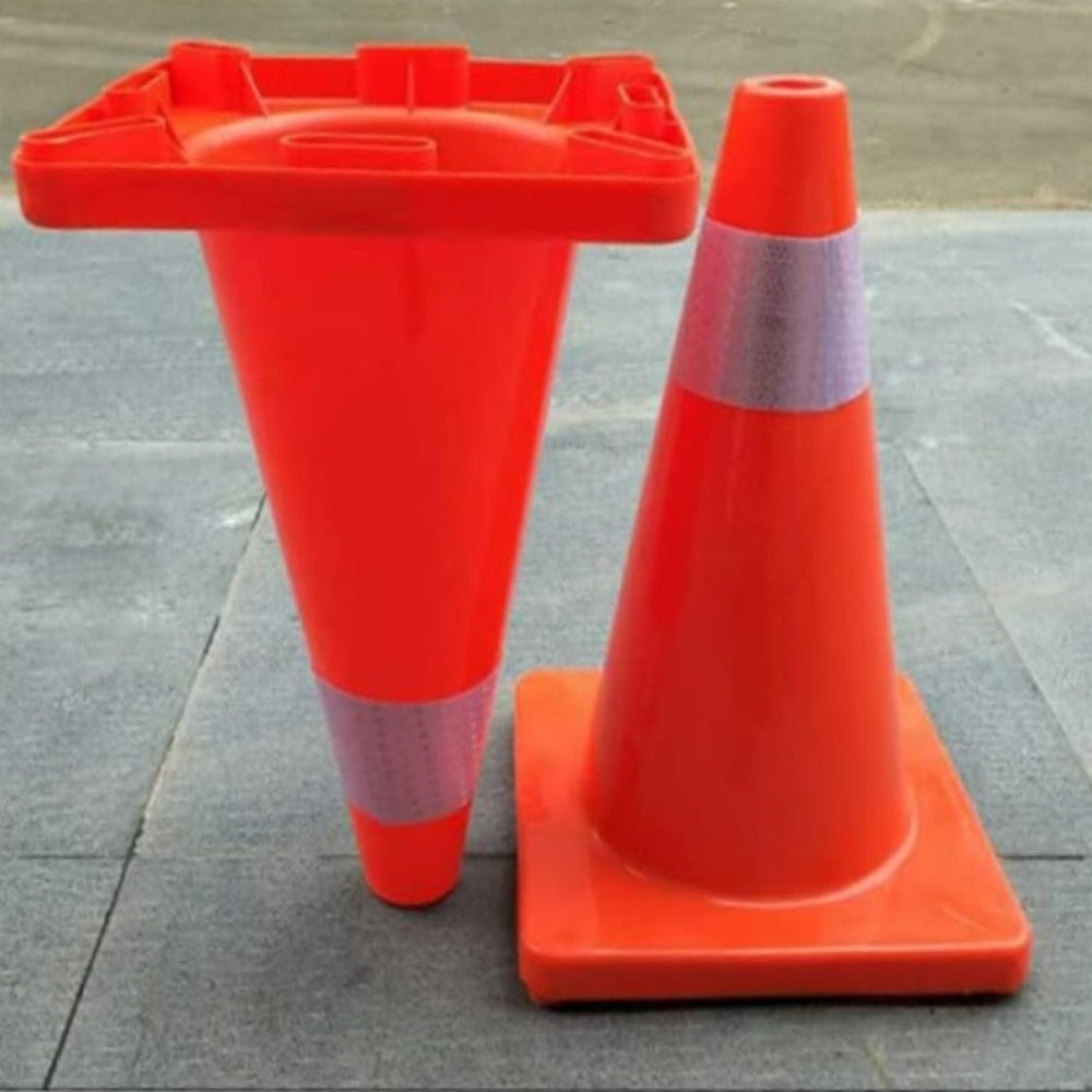CONO DE PRECAUCION DE 70 CM DE PVC CON REFLEJANTE TRUPER