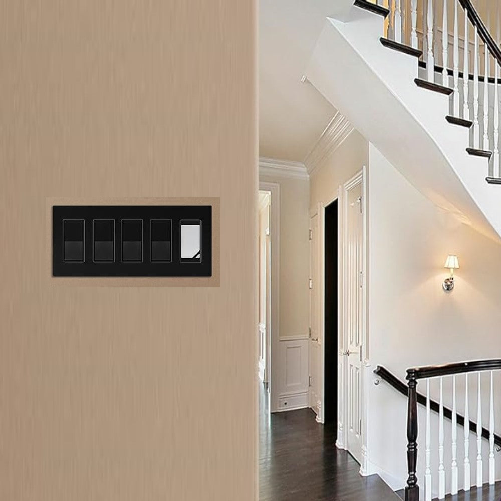 PLACA DECORA PLUS 5 UNIDADES NEGRA MCA LEVITON