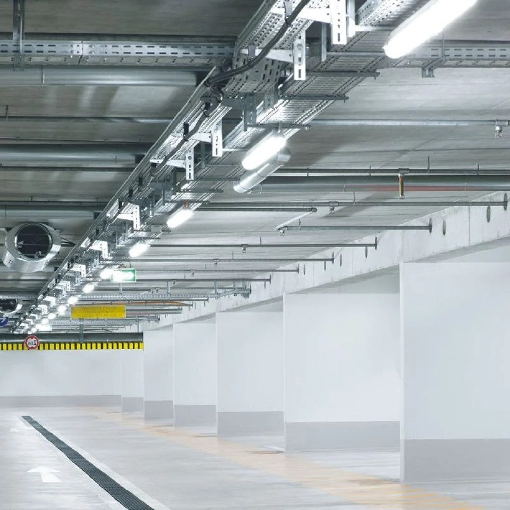 LEDVANCE DAMP PROOF LED PFM SENS 36W 100-277V 6500K IP65***HAE2025***