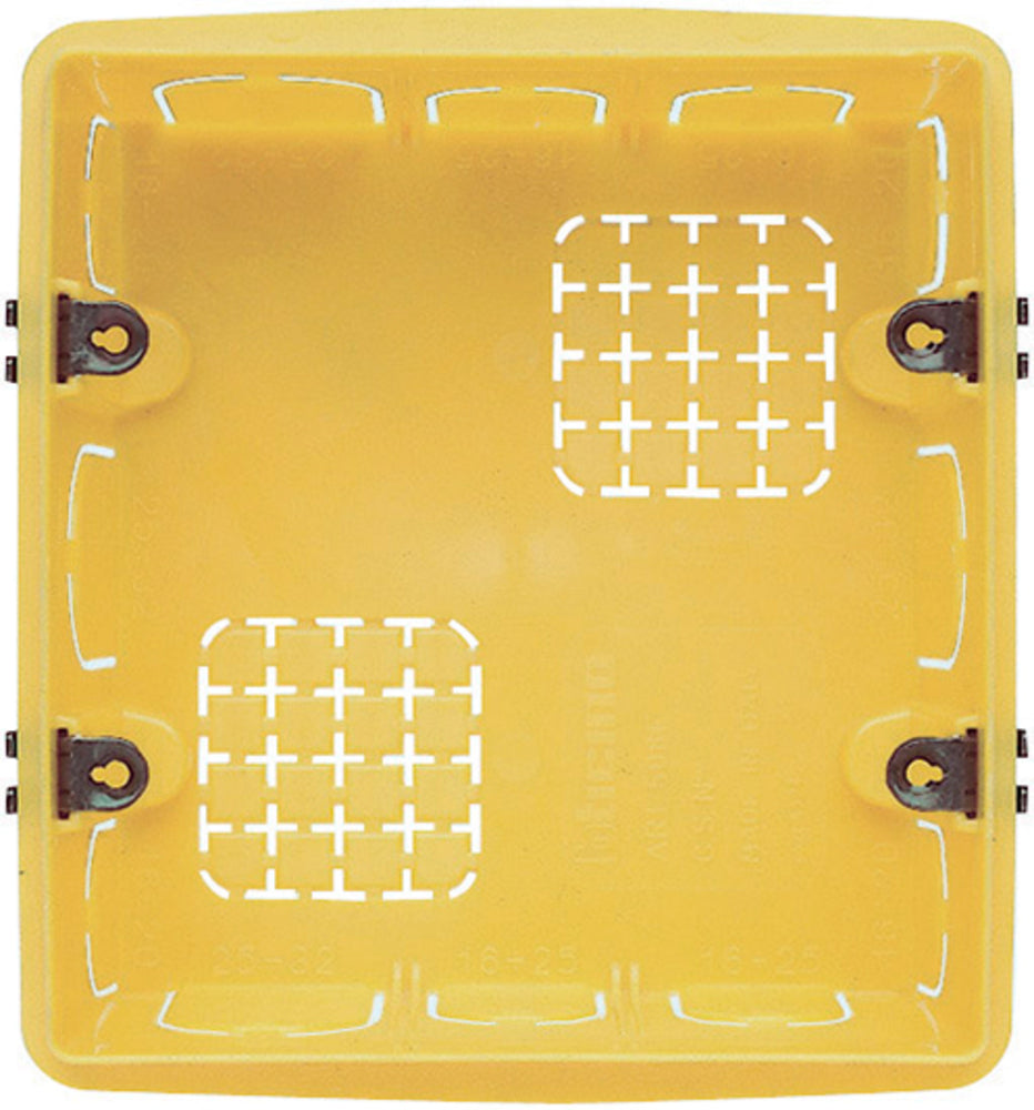 CAJA EMPOTRAR PARA BOCINA 506E BTICINO
