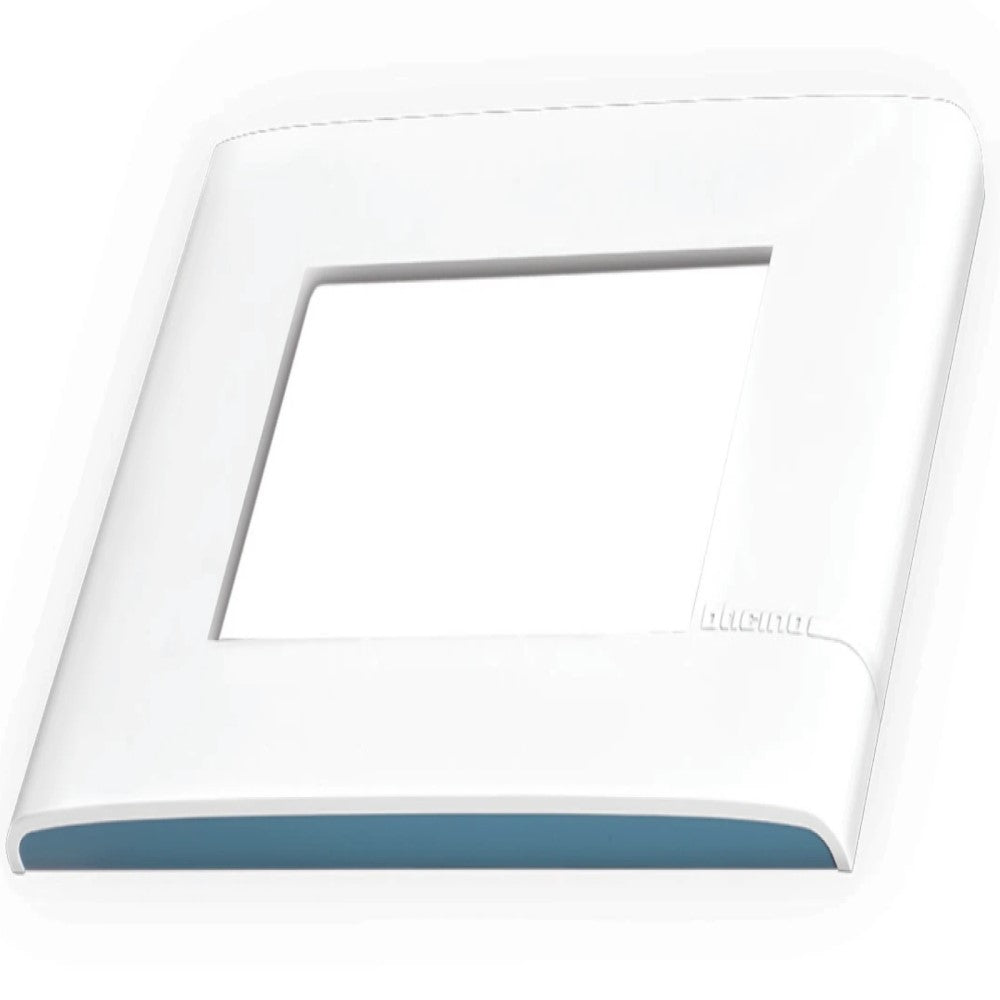 PLACA DE 3 MÓDULOS COLOR BLANCO CON PERFILES LATERALES COLOR AQUA