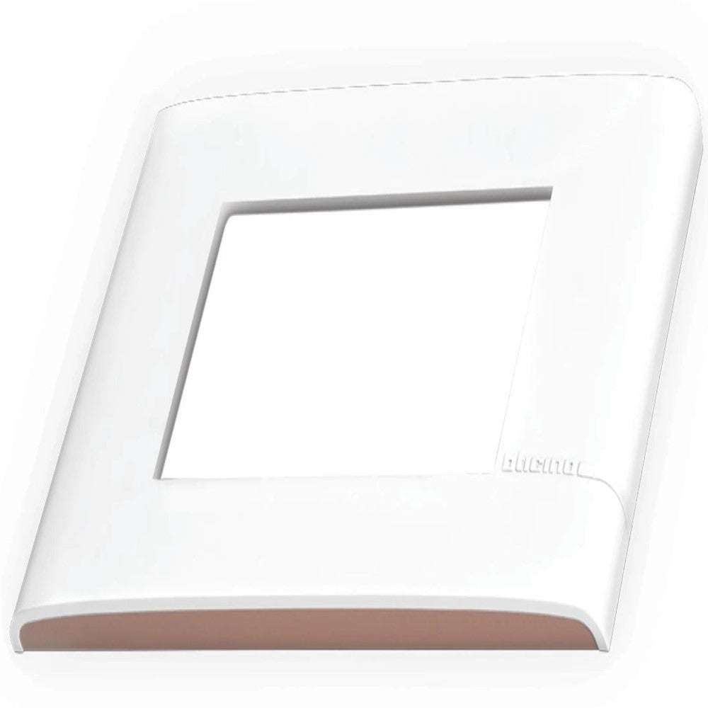 PLACA DE 3 MÓDULOS COLOR BLANCO CON PERFILES LATERALES COLOR MOKA