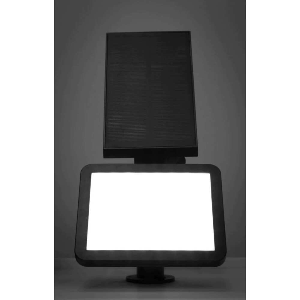 LUMINARIO SOLAR LED TIPO ESTACA NEGRO 9W 120° C/SENSOR OBSCURIDAD BATERIA DE LITIO 3.7 V REMPLAZABLE IP44 ILUMILEDS***HAE2025***