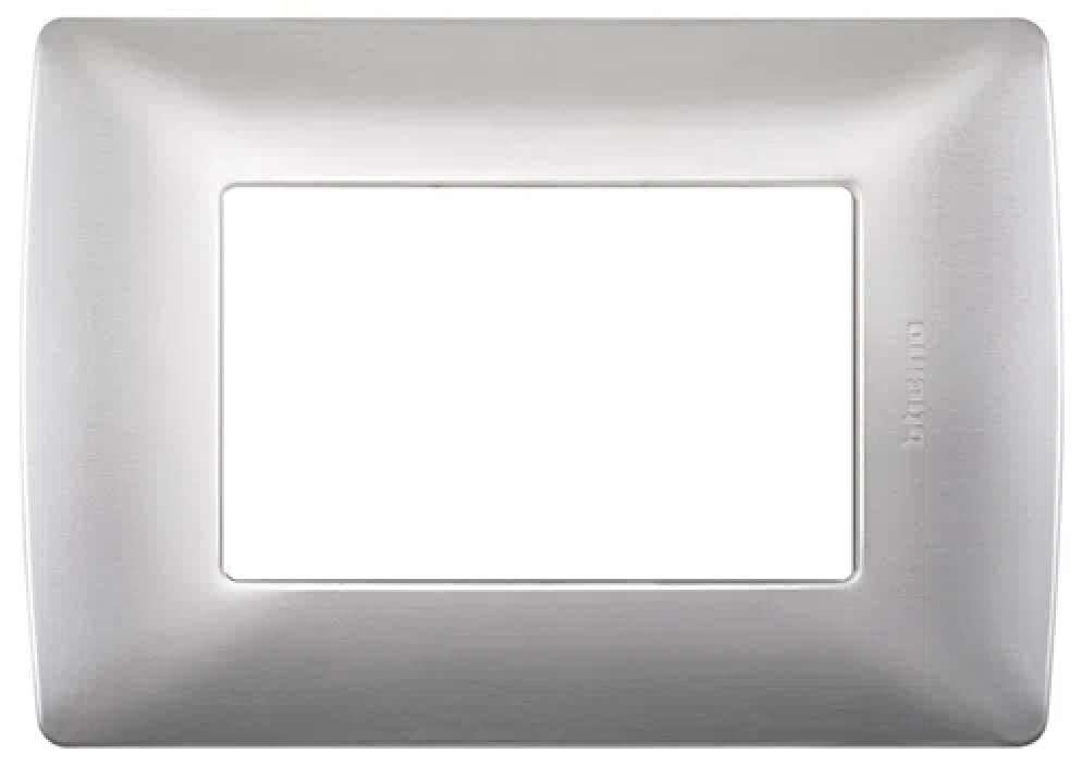 PLACA DE ALUMINIO BTICINO CON CHASIS PLATA TAXCO 3 MÓDULOS QZ4803M3AAN