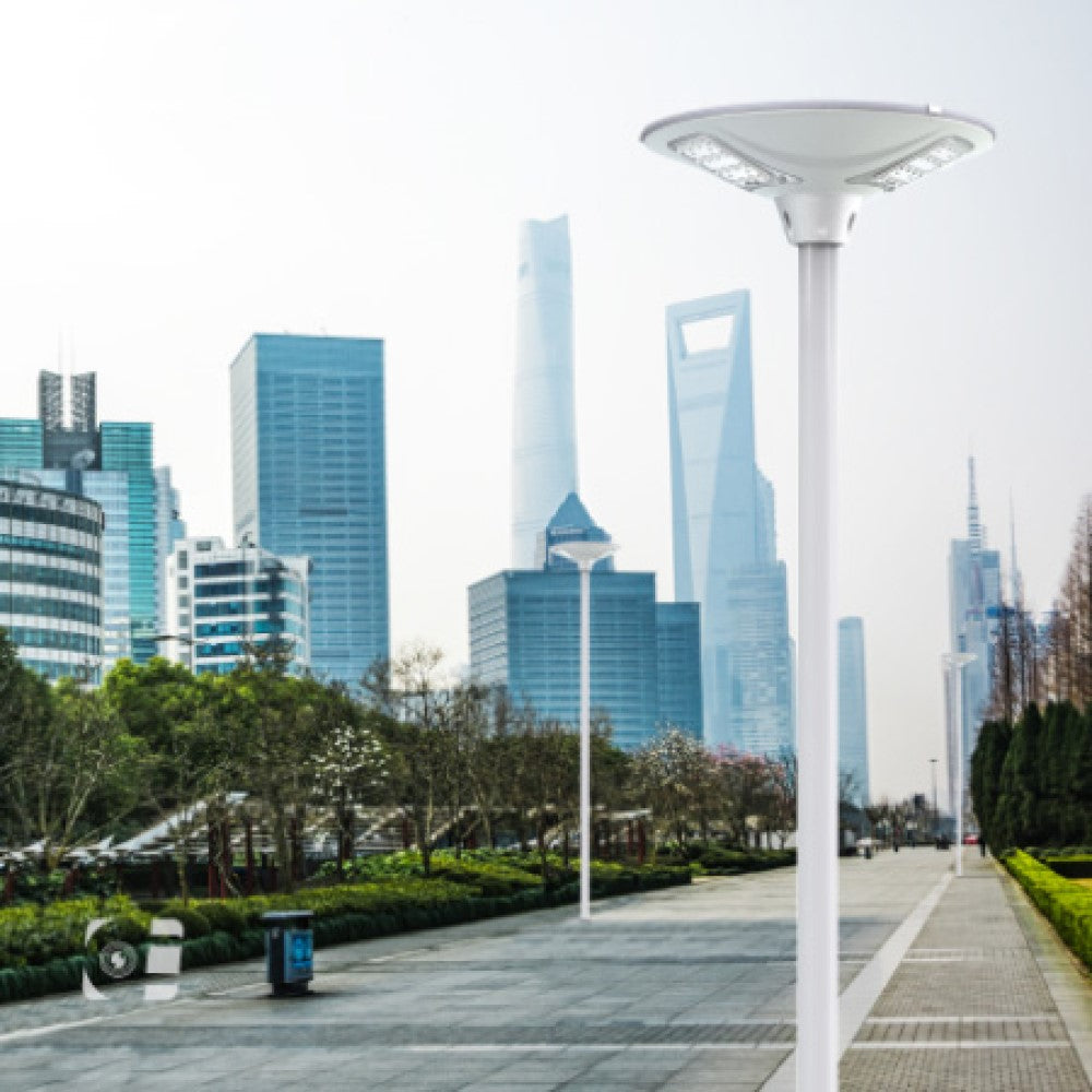 LUMINARIO SOLAR PLAZA CON SENSOR 18.5W 2000 LUMENS 48LEDS 6000K