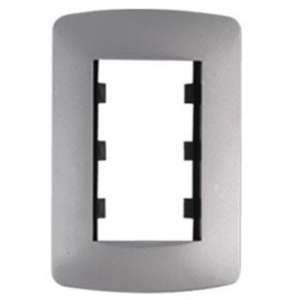 PLACA TRES MODULOS PULIDO ALUMINIO MODULAR PLUS LEVITON