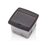 PLACA POP UP BRONCE CON RECEPTACULO DUPLEX  TR 15A MCA  LEVITON