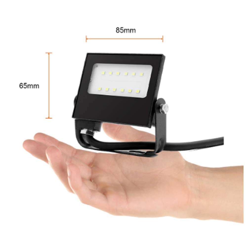 REFLECTOR LED PARA EXTERIOR 10W 100-240V 900LM 6500K NEGRO TECNOLITE