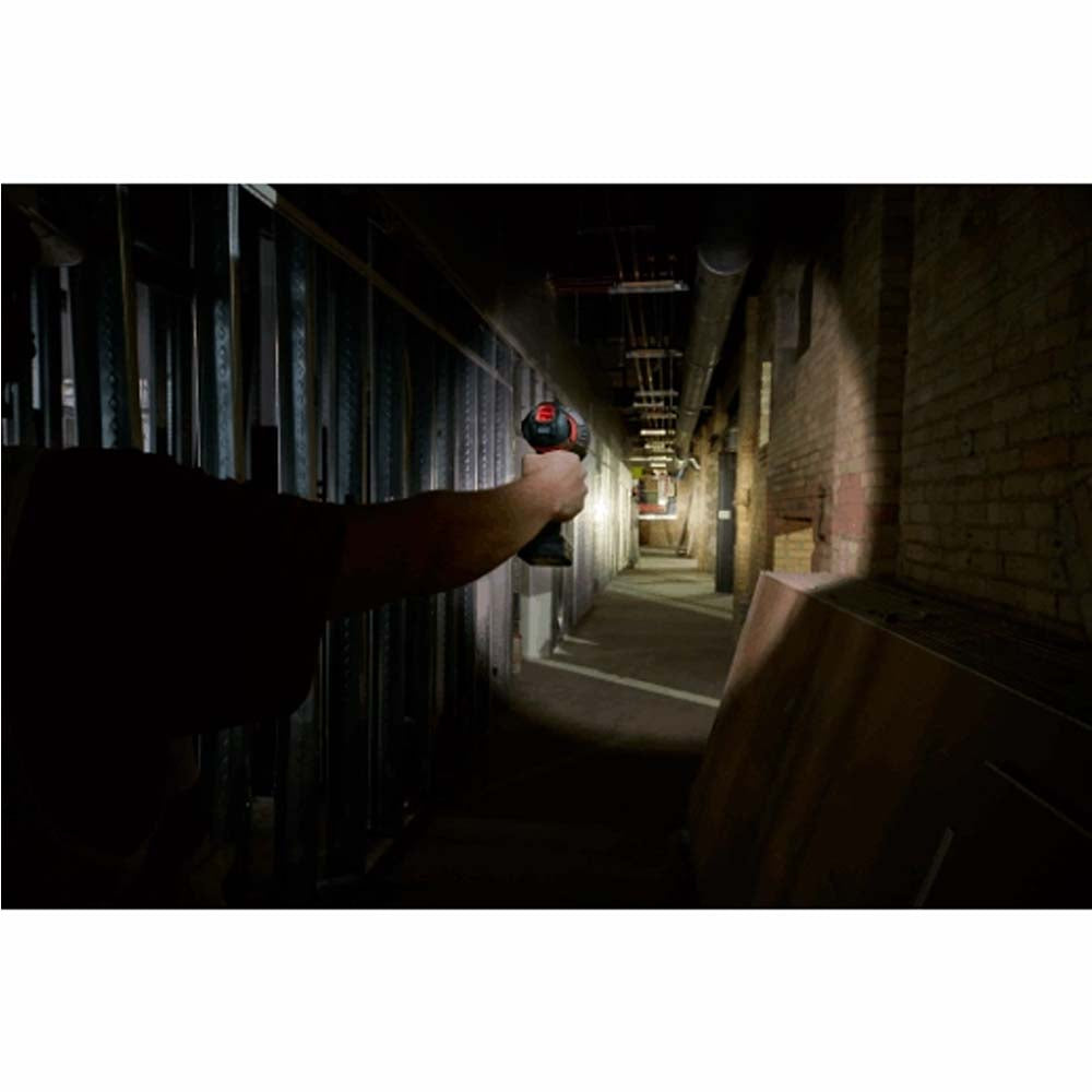 LINTERNA DE MANO LED TIPO PISTOLA 750 LUMENES M12 (NO INCLUYE BATERIA 48112401) MILWAUKEE