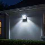 LAMPARA EMERGENCIA LED CUADRADA 200 LUMENES 2 FAROS PLUSRITE *** HAE ***