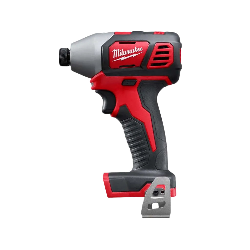 COMBO INALAMBRICO 2 HERRAMIENTAS: DESTORNILLADOR/TALADRO PERCUTOR 1/2" M18 DESTORNILLADOR IMPACTO HEXAGONAL 1/4" M18 2 BATERIAS 18 VOLTS 1.5 AMP M18 1 CARGADOR BATERIA MULTIPLE M12 Y M18 MILWAUKEE