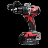 KIT TALADRO PERCUTOR / DESTORNILLADOR 1/2" FUEL M18: 2 BATERIAS 18V. 4AMP M18 CARGADOR DE BATERIA MULTIPLE M12 Y M18 MANGO LATERAL GANCHO PARA CINTURON ESTUCHE DE TRANSPORTE MILWAUKEE