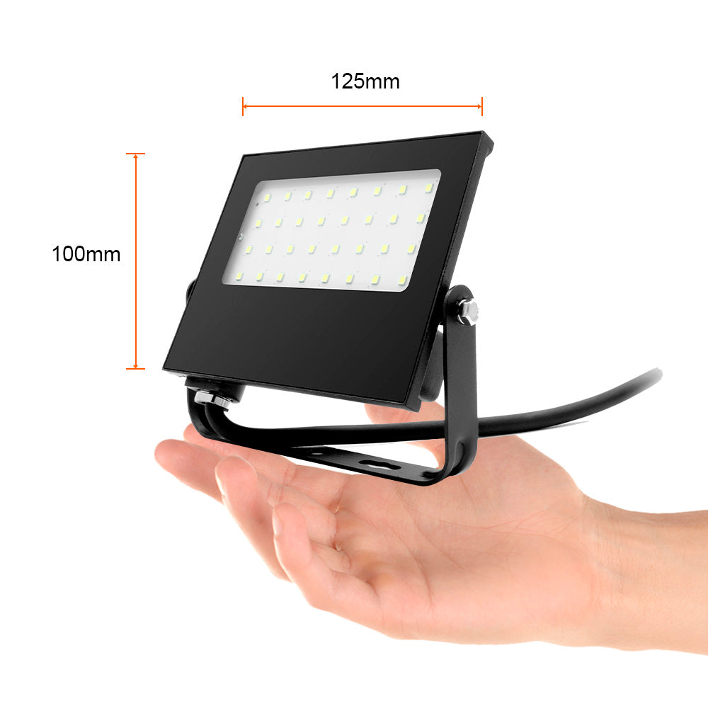 REFLECTOR EXT LED 30W 100-240V 2700LM 6500K NGR