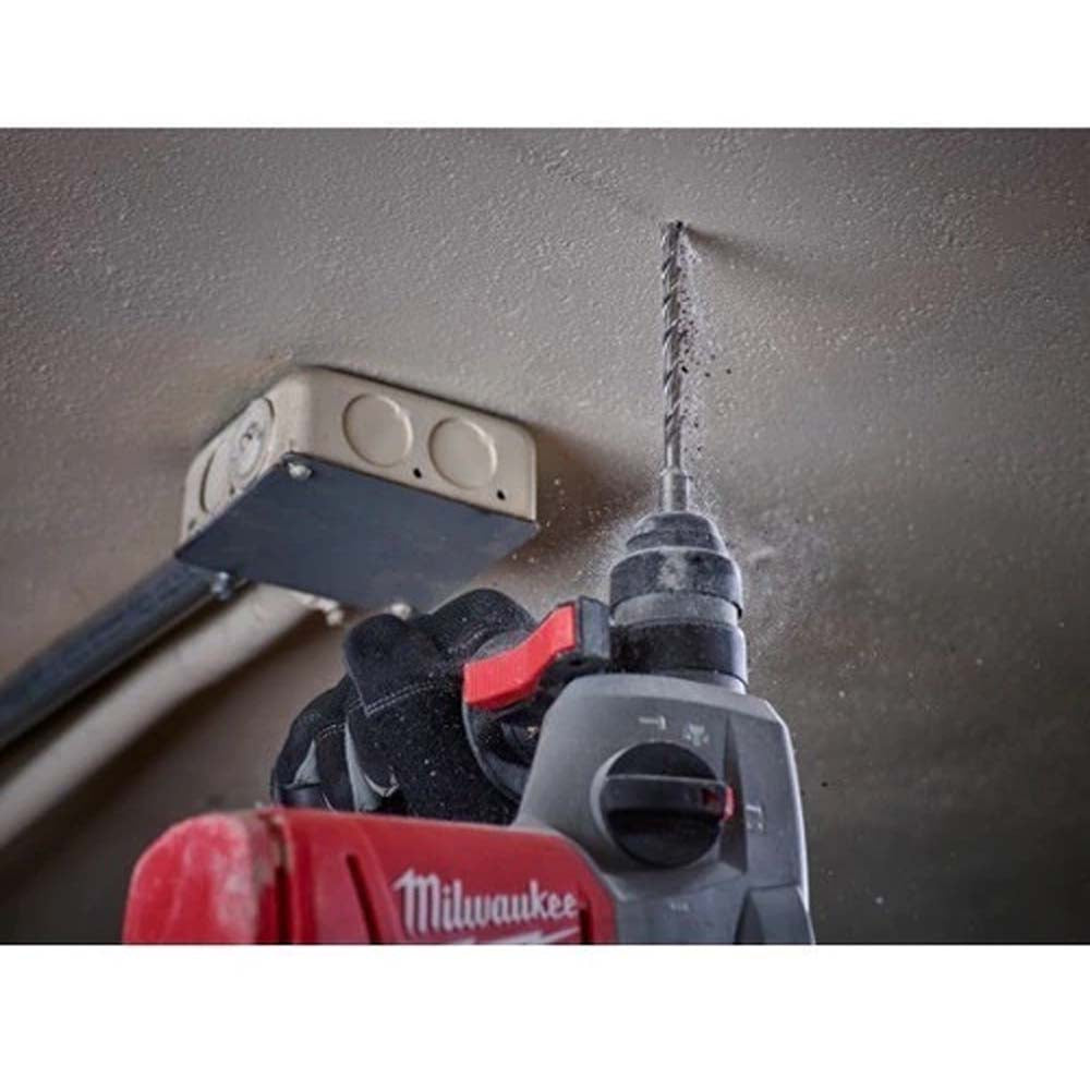 JUEGO DE BROCAS PARA PARA CONCRETO SDS PLUS M/2 INCLUYE 1 BROCA DE 3/16" X 4" 1 BROCA DE 1/4" X 6" 1 BROCA DE 5/16" X 6" 1 BROCA DE 3/8 X6" 1 BROCA DE 1/2" X 6" MILWAUKEE