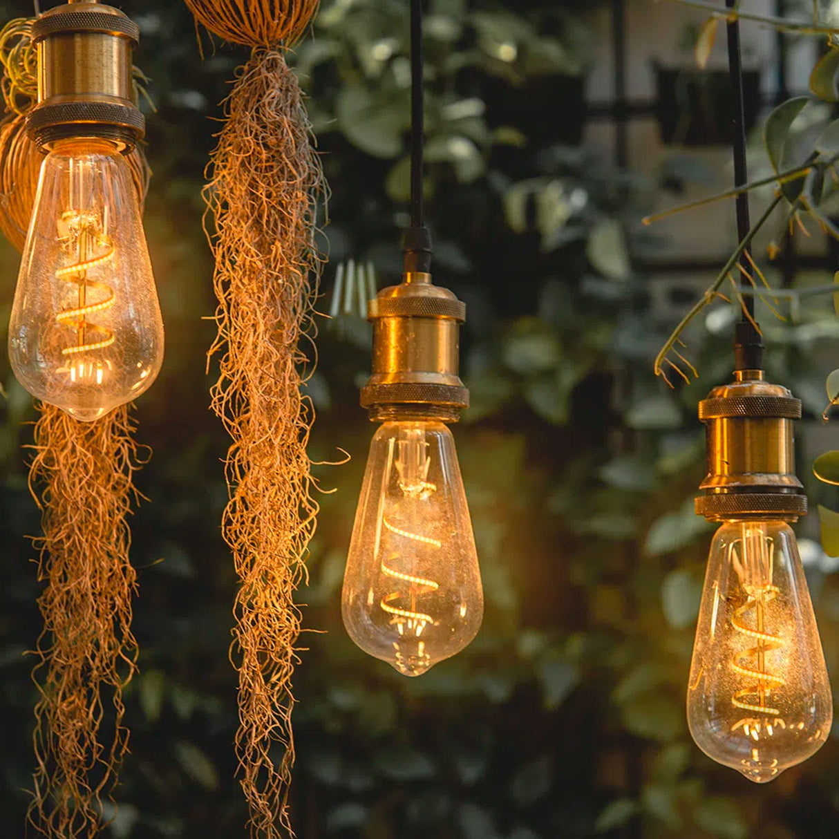 FOCO LED TECNOLITE VINTAGE FILAMENTO ATENUABLE 4.5W LUZ SUAVE CÁLIDA BASE E27 4DST21LEDFT27VA