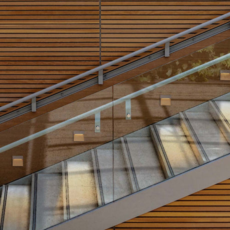 LUZ DE CORTESIA LED SOBREP. MURO 8W/127V. 3000K ALUM. GRIS KAVE I